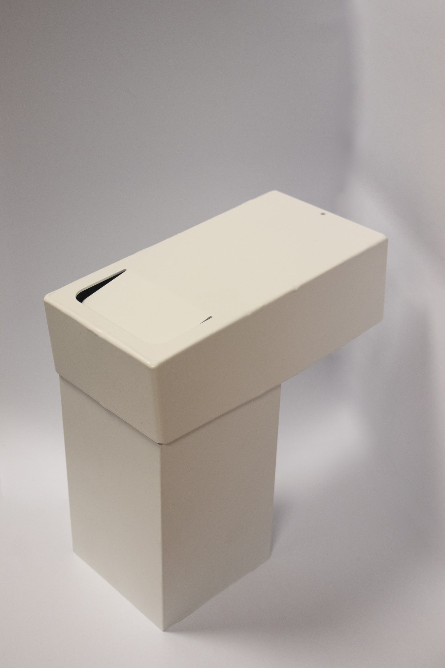 ALU stadsuitloop vierkant 100 mm 60x100 mm. diameter 95 mm, wit RAL 9010