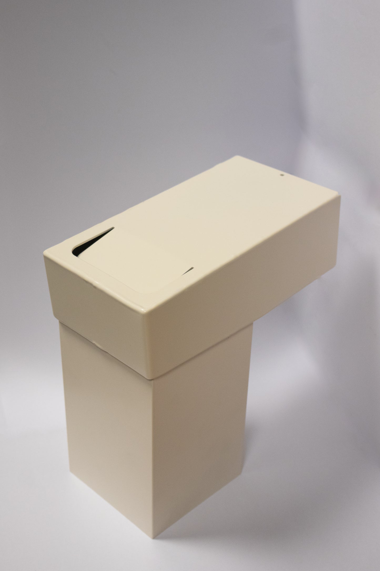 ALU stadsuitloop vierkant 100 mm 60x100 mm. diameter 95 mm, crème (RAL9001)